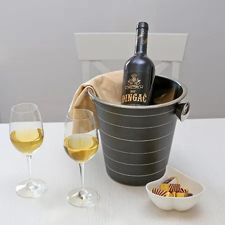 Apartment Znjan Split