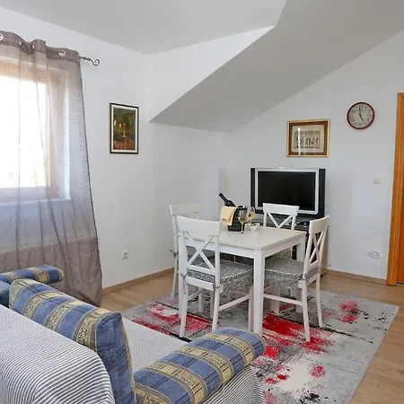Znjan Apartment