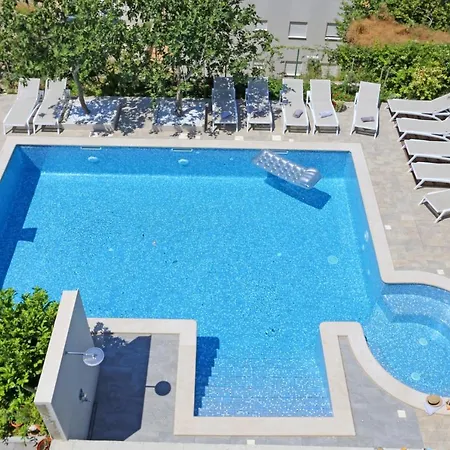 Znjan Apartment
