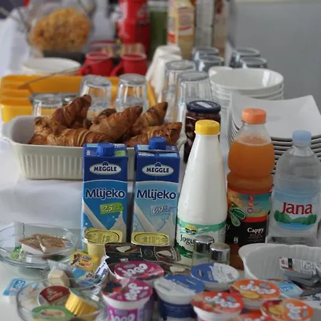 Znjan Apartment Split