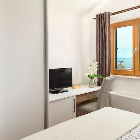 Znjan Apartment Split