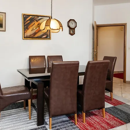 Znjan * Split